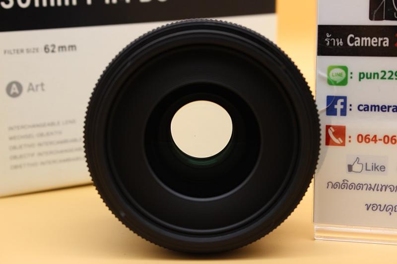 ขาย Lens Sigma 30mm f/1.4 DC HSM Art for Canon อดีตประกันศูนย์ สภาพสวย ไร้ฝ้า รา ตัวหนังสือคมชัด พร้อม Filter อุปกรณ์พร้อมกล่อง  อุปกรณ์และรายละเอียดของสิน